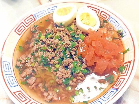 トマトを乗せて!さっぱり担々麺風♪